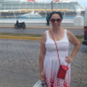 Meet your Posher, Marisol